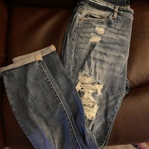 Judy Blue Destroyed Boyfriend Denim